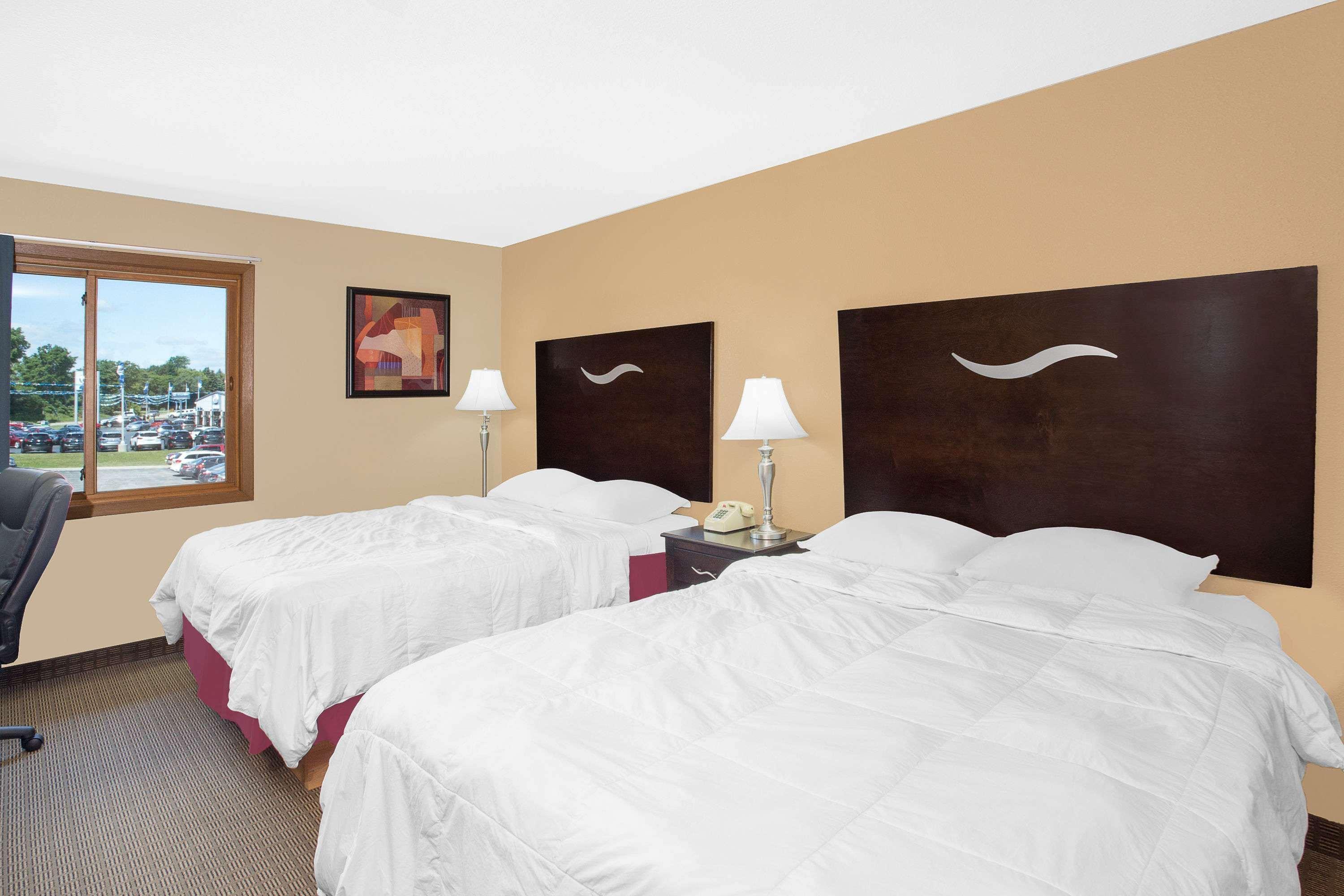 Super 8 By Wyndham Sheboygan Wi Μοτέλ Εξωτερικό φωτογραφία